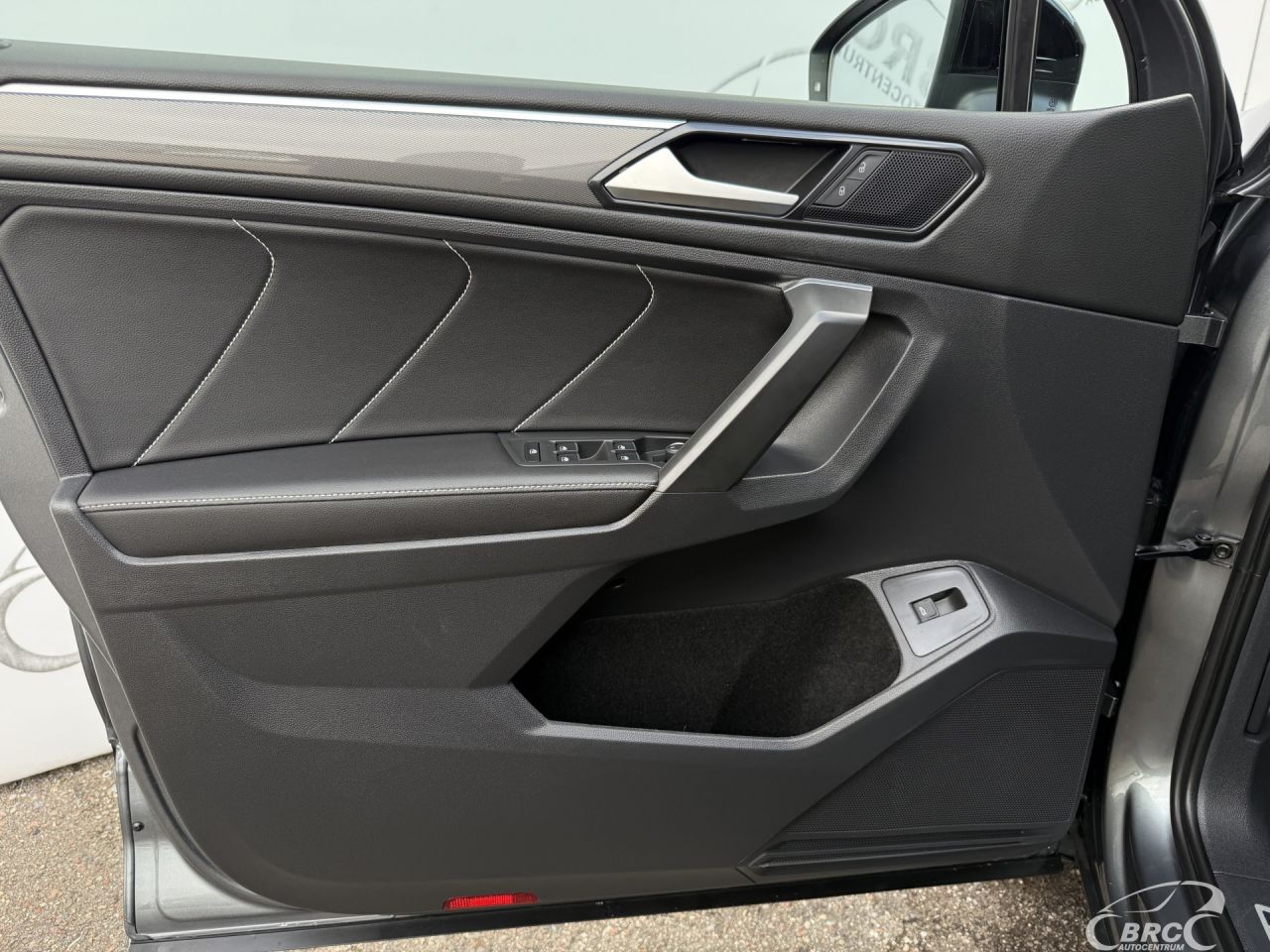 Volkswagen Tiguan | 18
