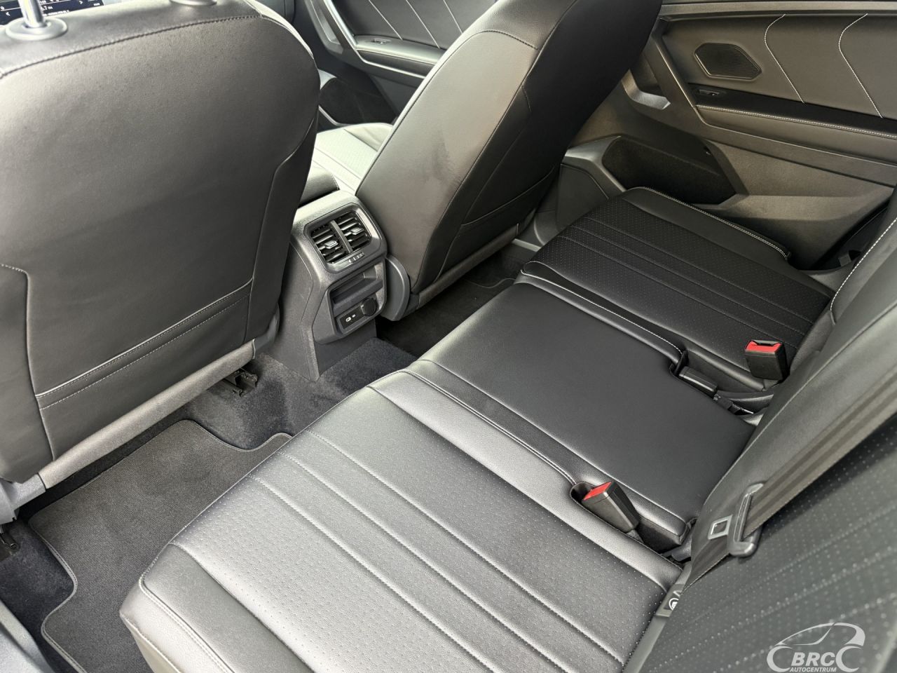 Volkswagen Tiguan | 15