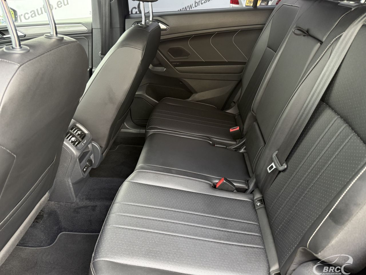 Volkswagen Tiguan | 16