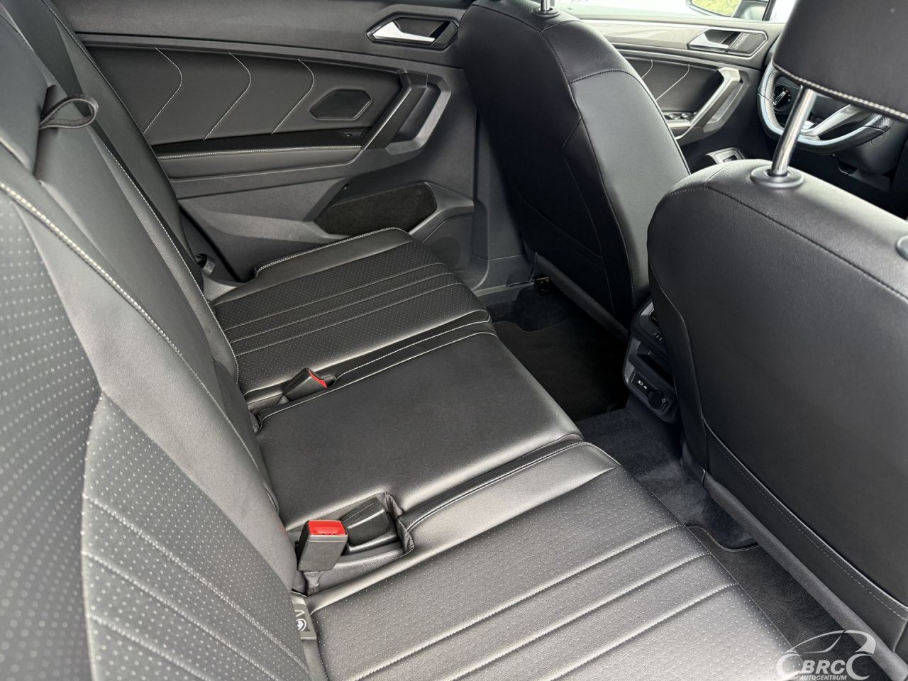 Volkswagen Tiguan | 10