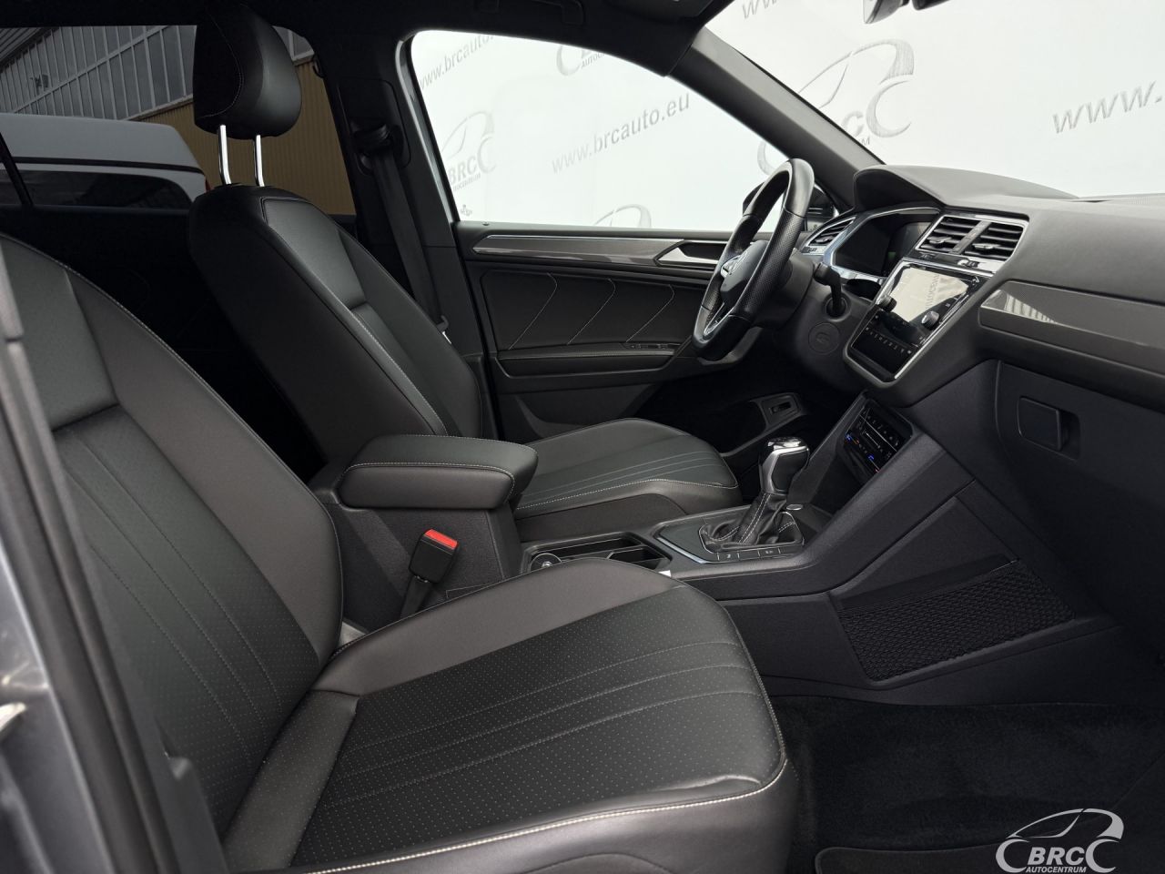 Volkswagen Tiguan | 8