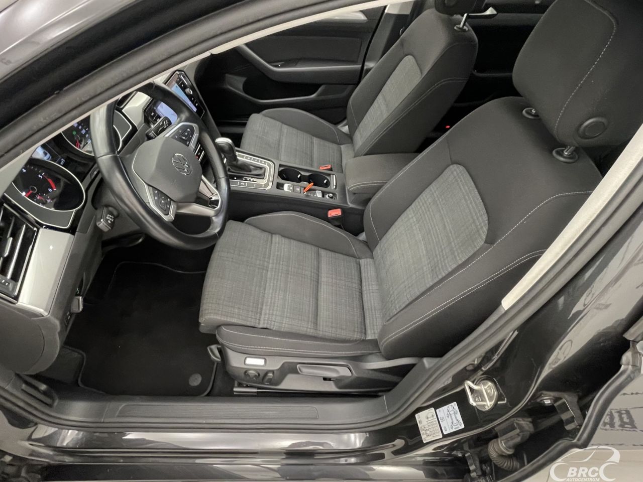 Volkswagen Passat | 19