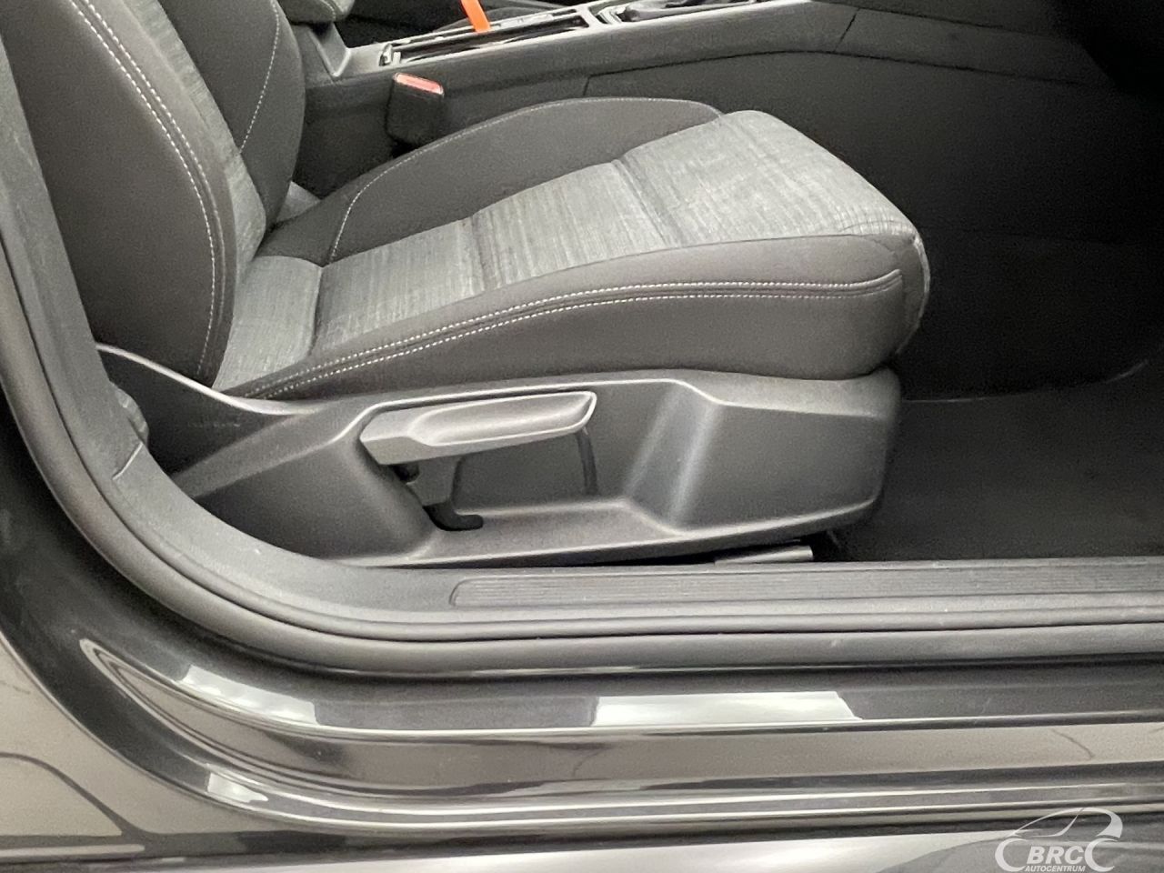 Volkswagen Passat | 4