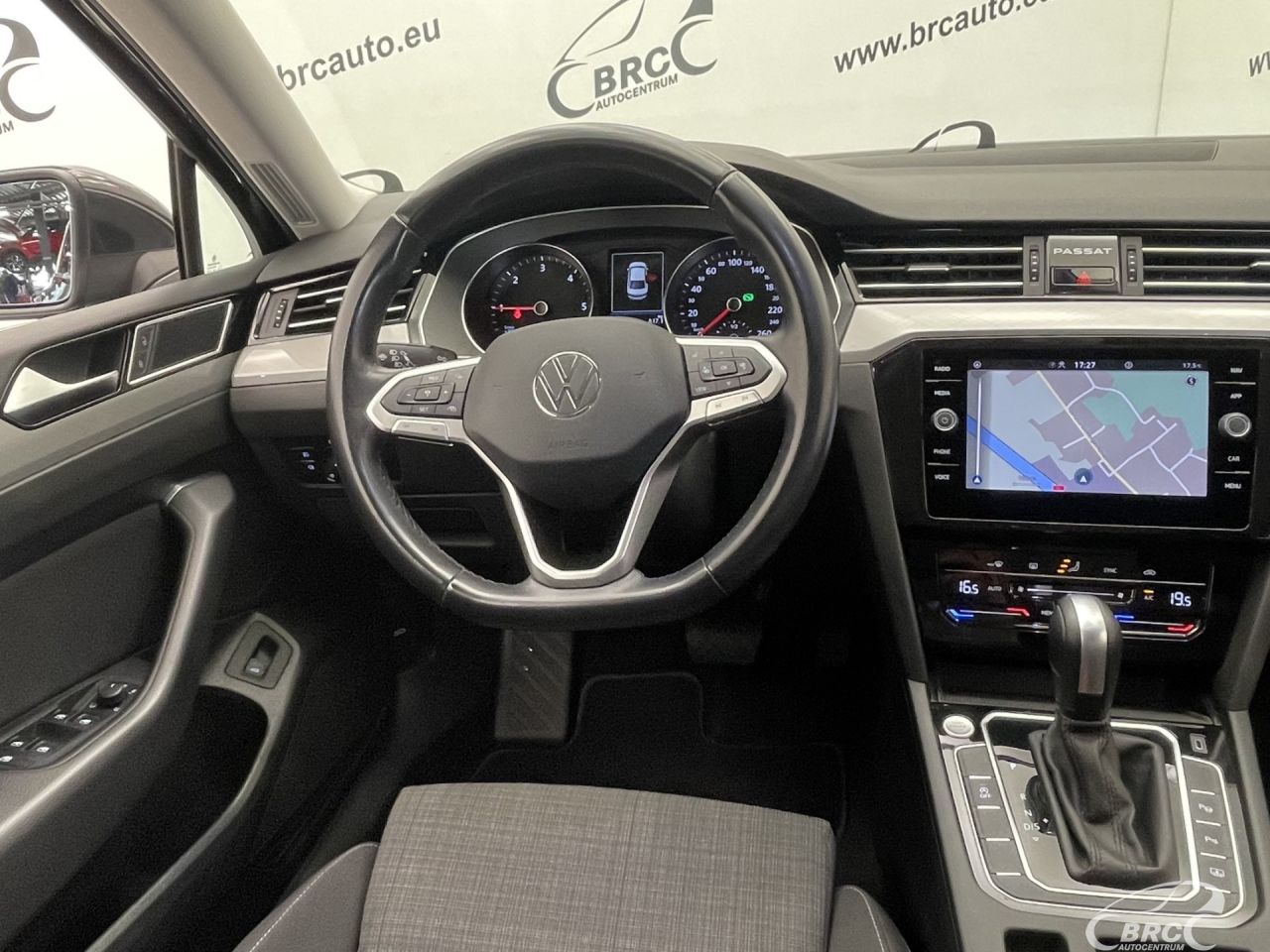 Volkswagen Passat | 12