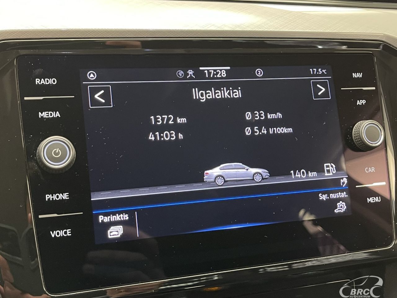 Volkswagen Passat | 38