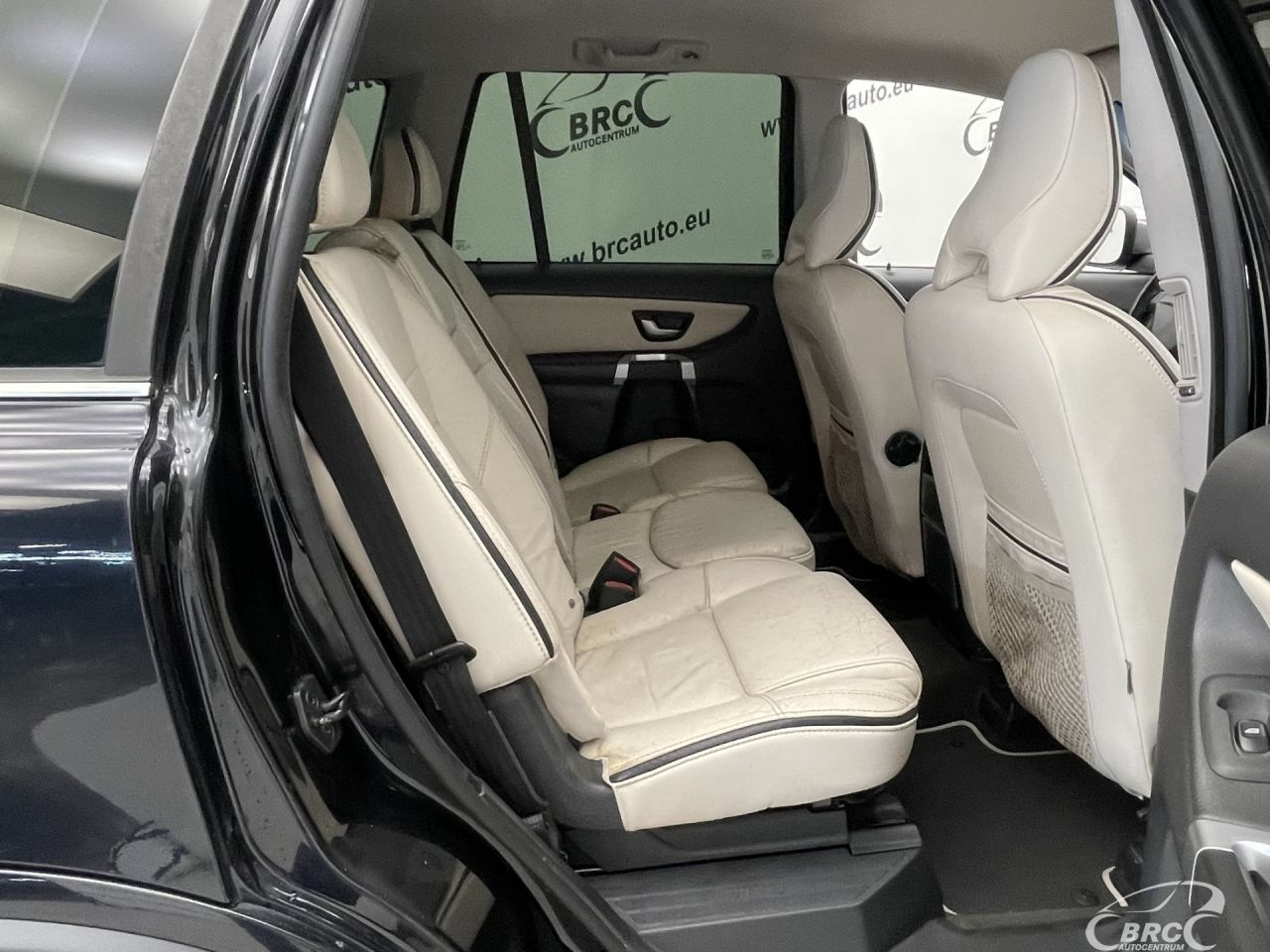 Volvo XC90 | 8
