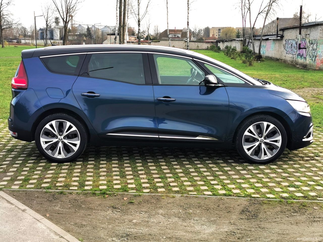 Renault Grand Scenic | 3