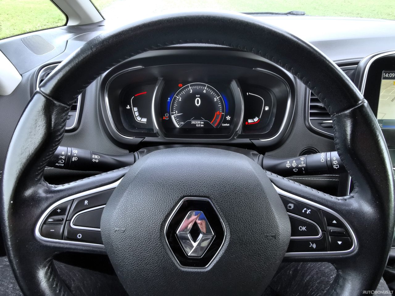 Renault Grand Scenic | 21