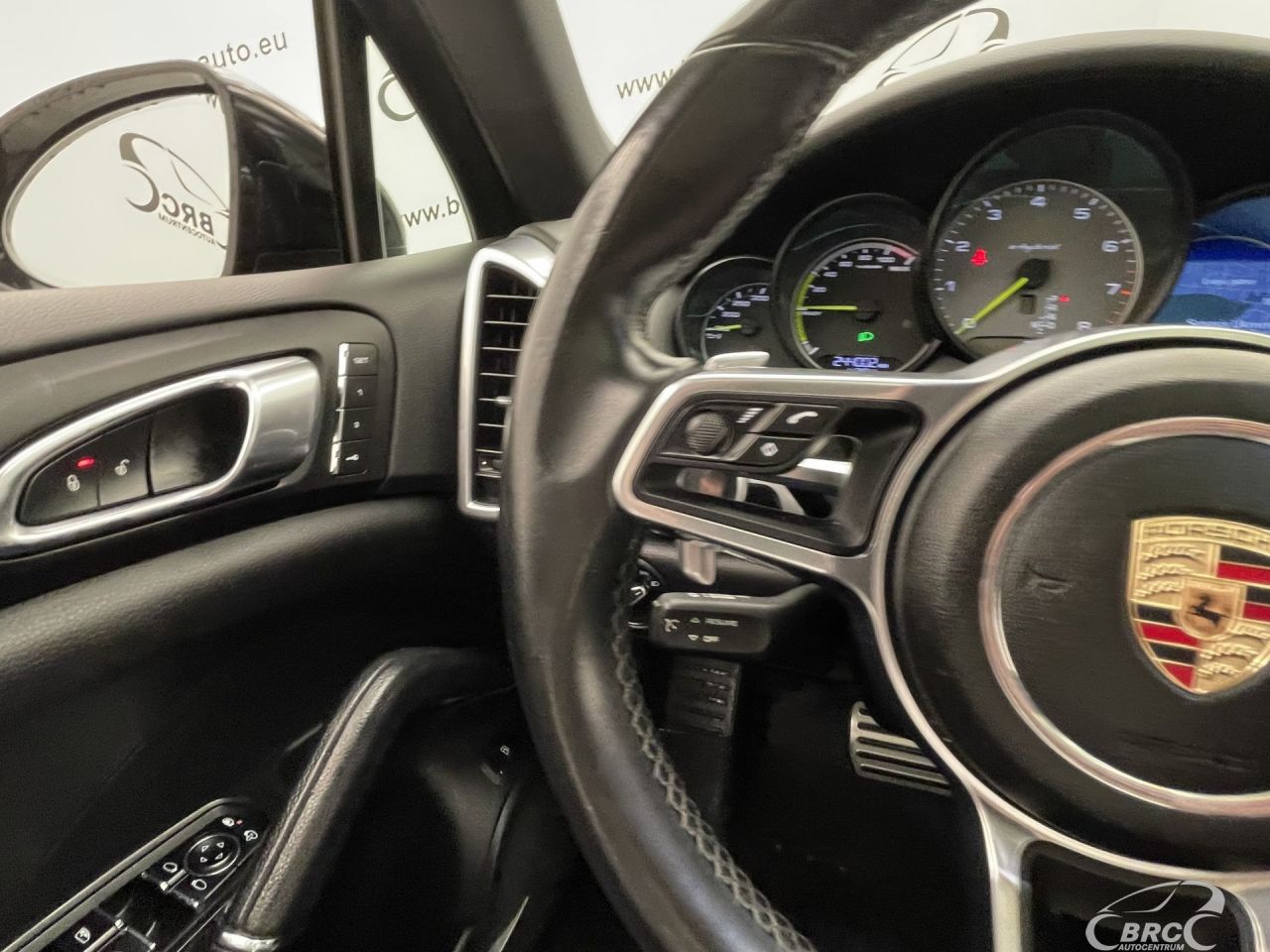 Porsche Cayenne | 33