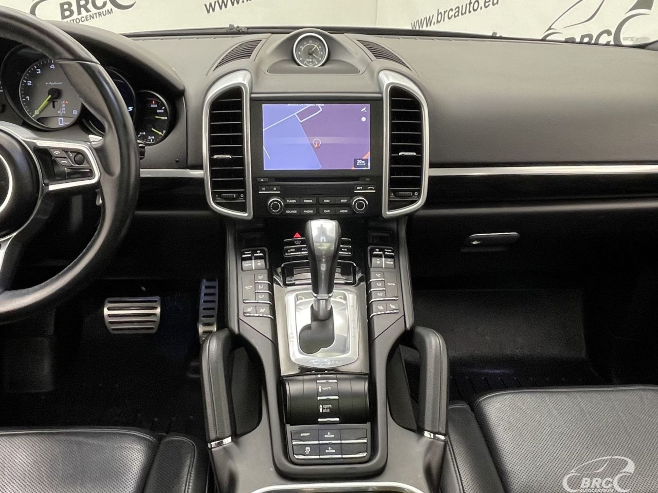 Porsche Cayenne | 16