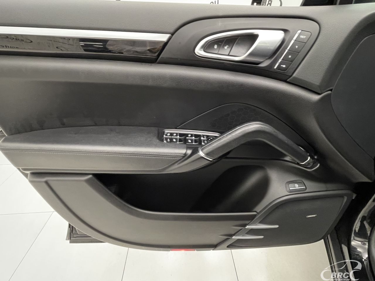 Porsche Cayenne | 21