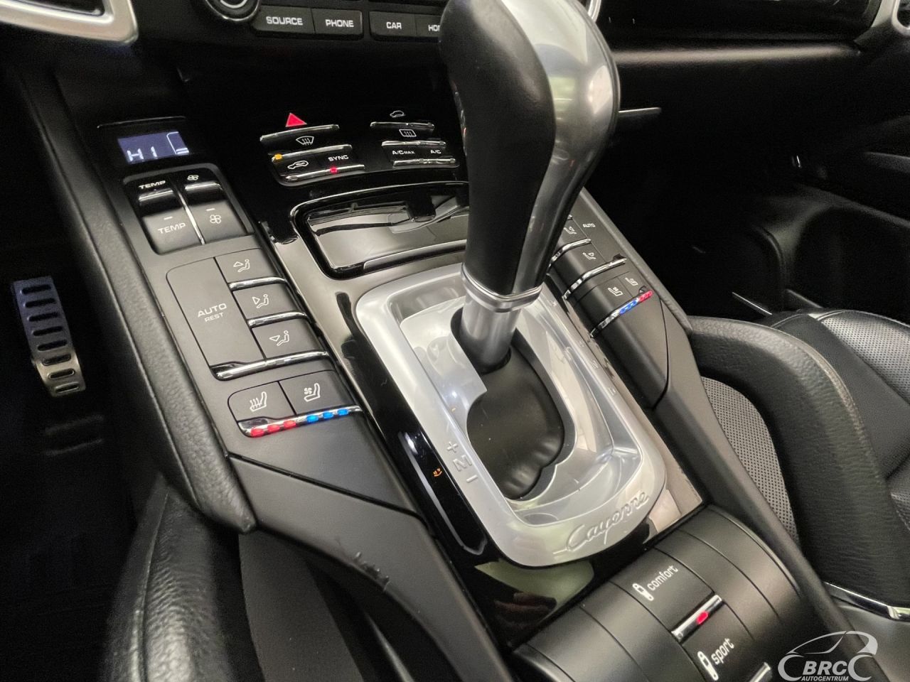 Porsche Cayenne | 29