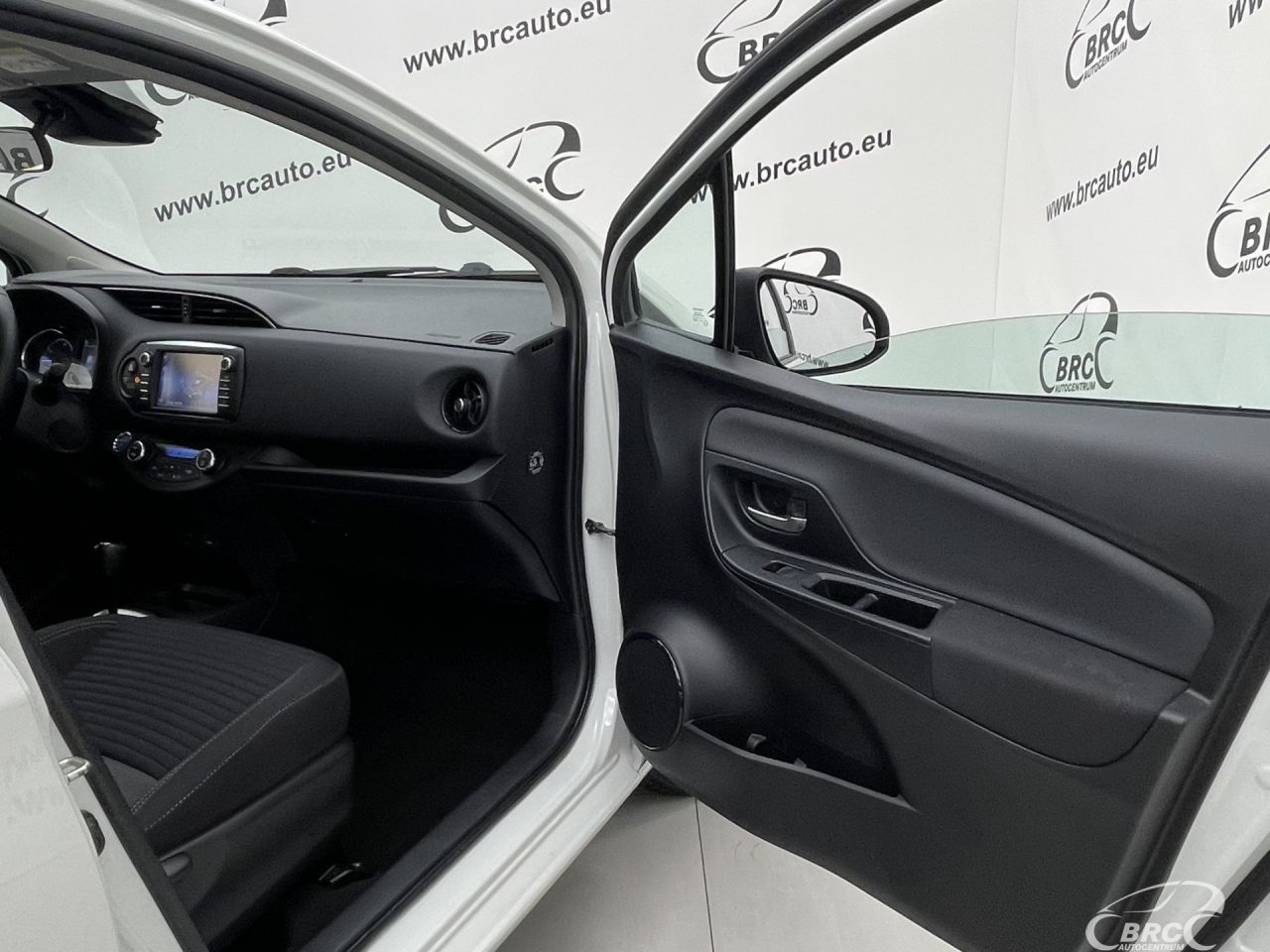 Toyota Yaris | 12