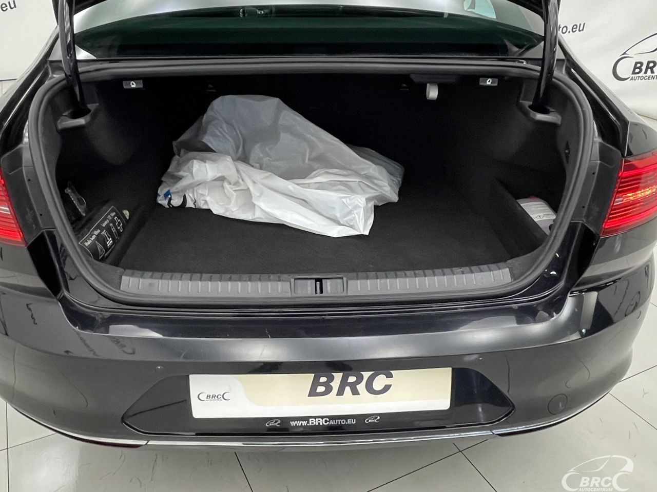 Volkswagen Passat | 45