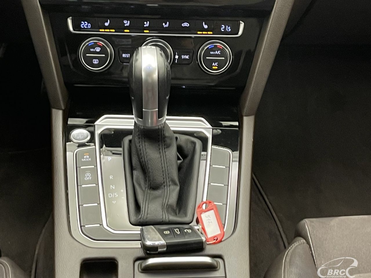 Volkswagen Passat | 19