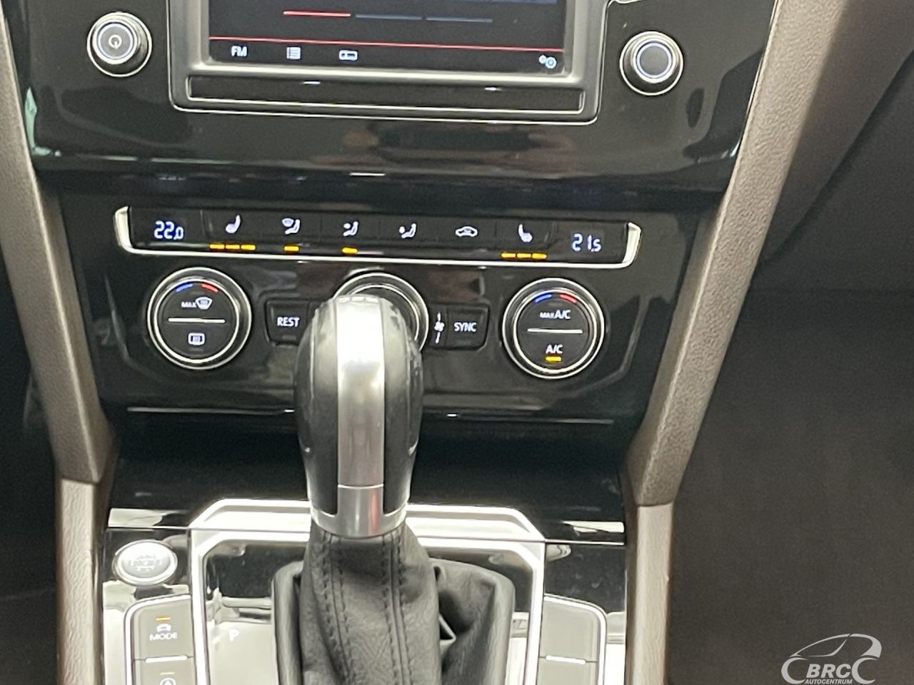 Volkswagen Passat | 18