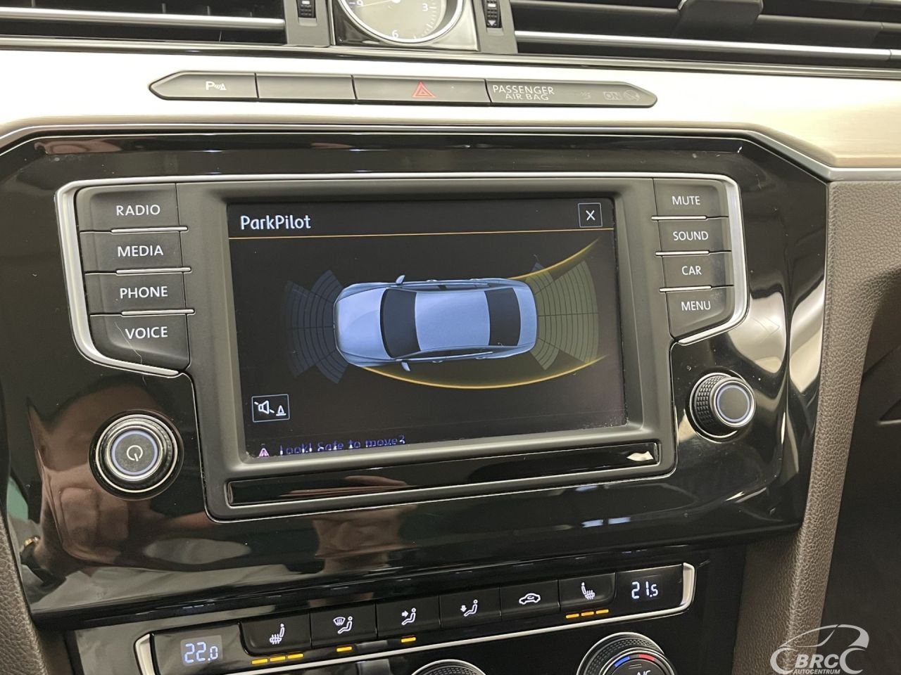 Volkswagen Passat | 35