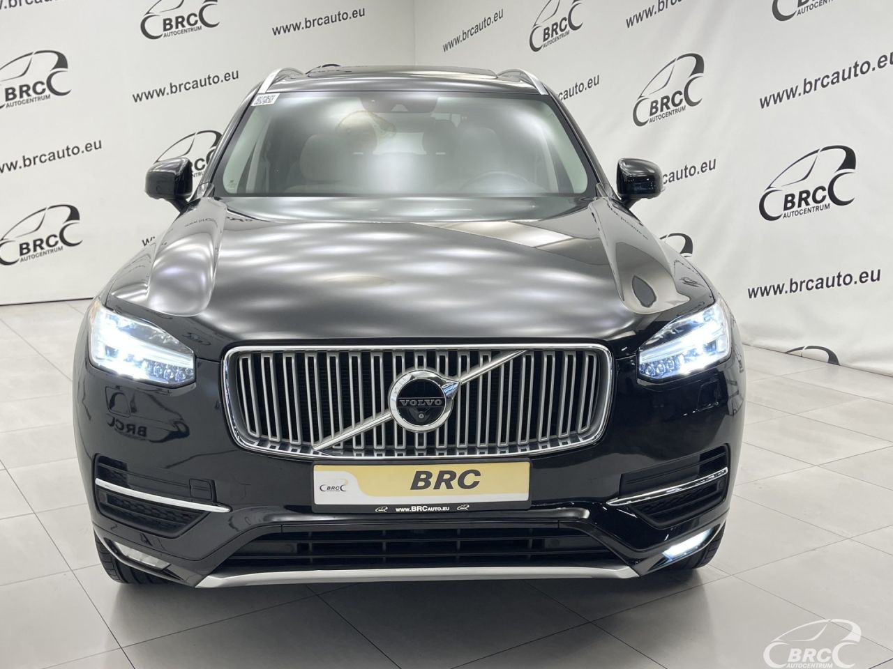 Volvo XC90 | 48