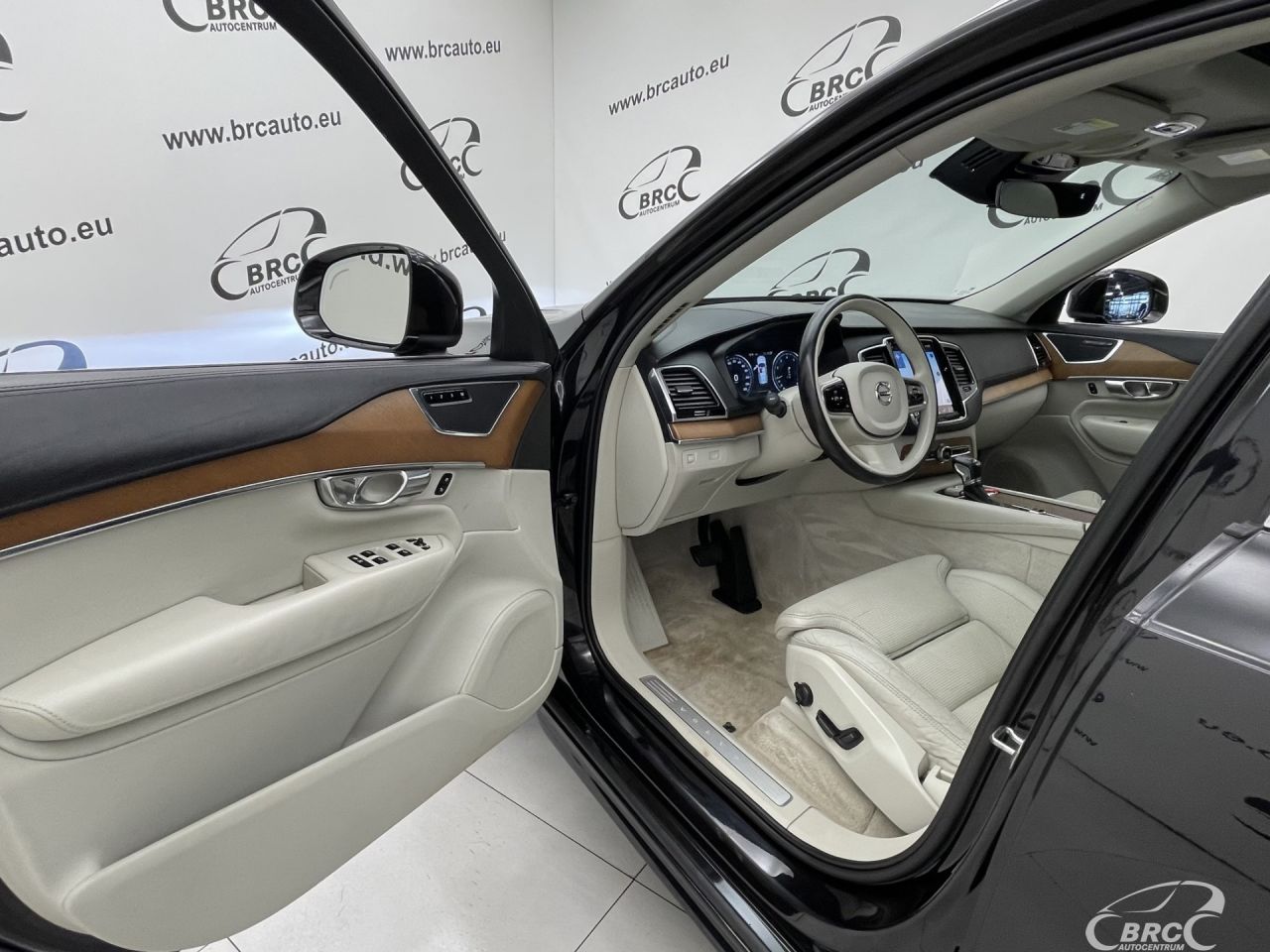 Volvo XC90 | 20