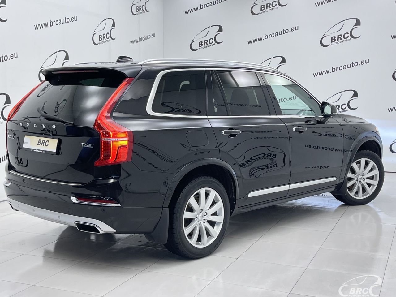 Volvo XC90 | 1
