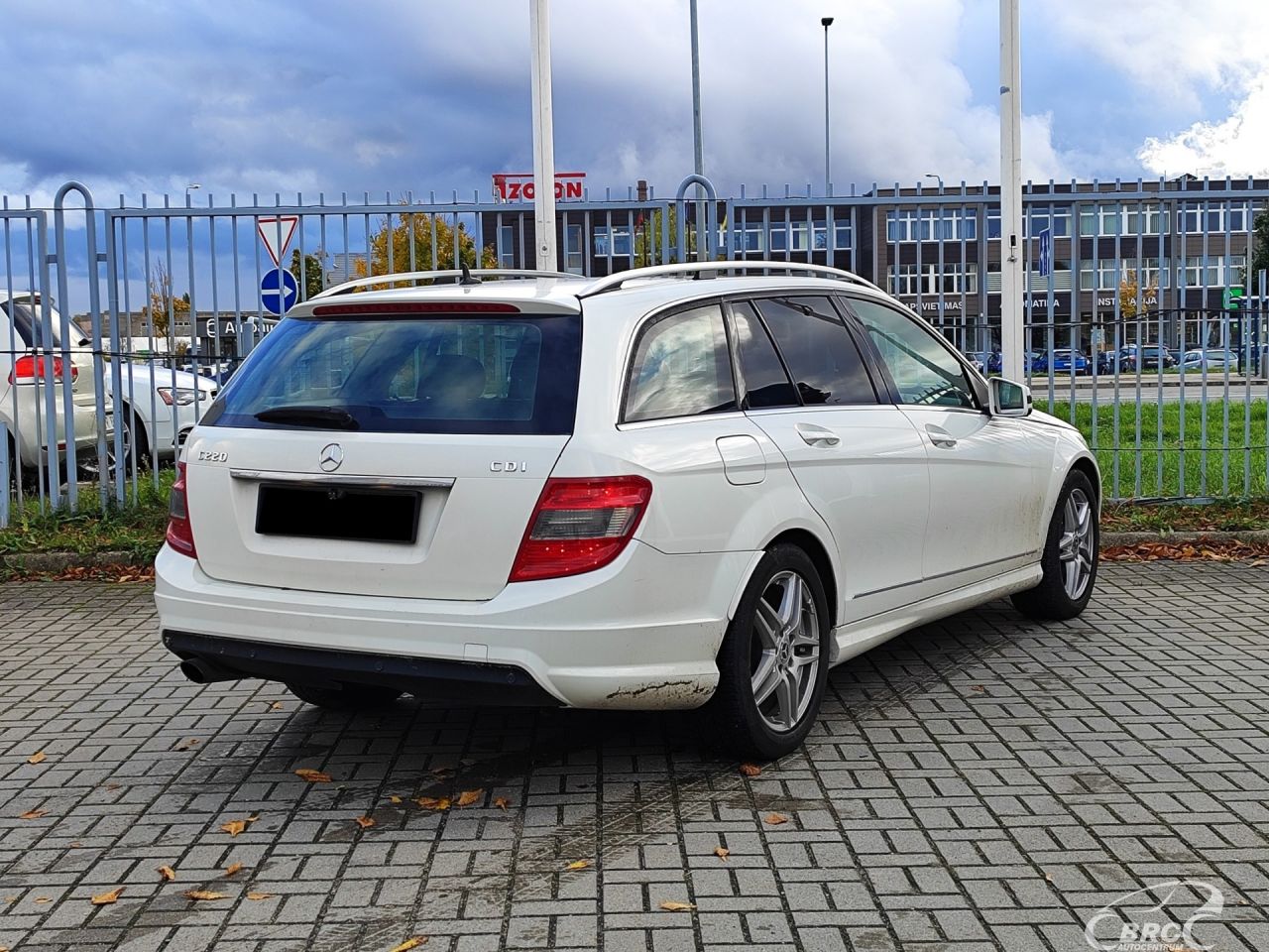 Mercedes-Benz C220 | 1