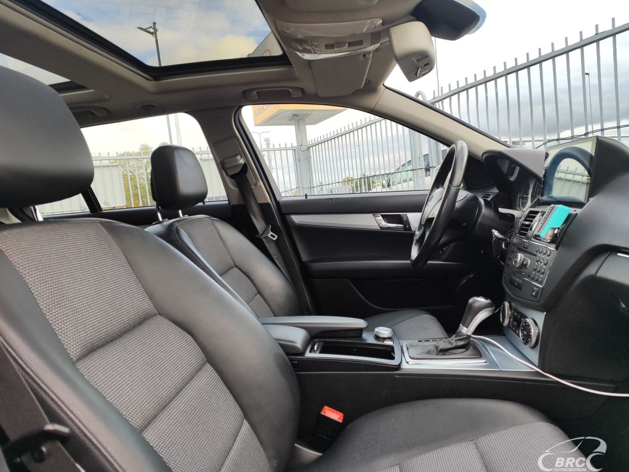 Mercedes-Benz C220 | 4