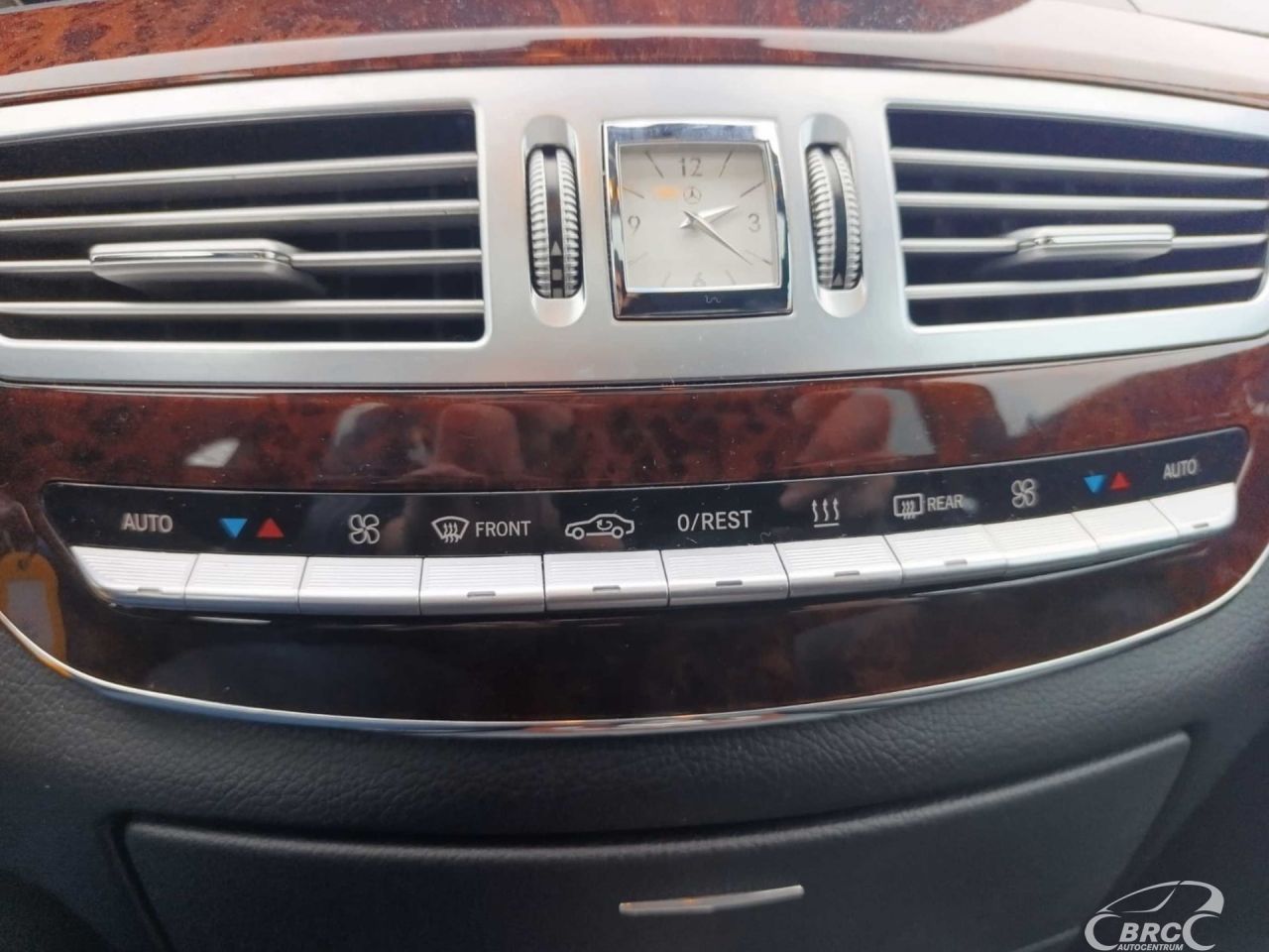 Mercedes-Benz S320 | 15