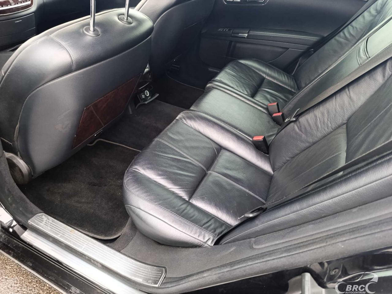 Mercedes-Benz S320 | 21