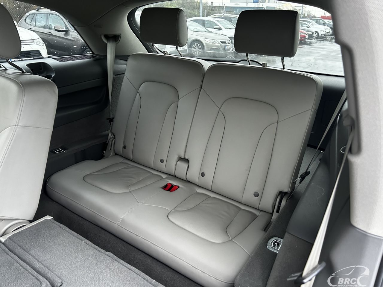 Audi Q7 | 11