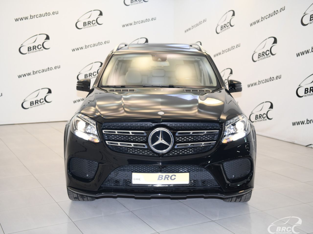 Mercedes-Benz GL450 | 49