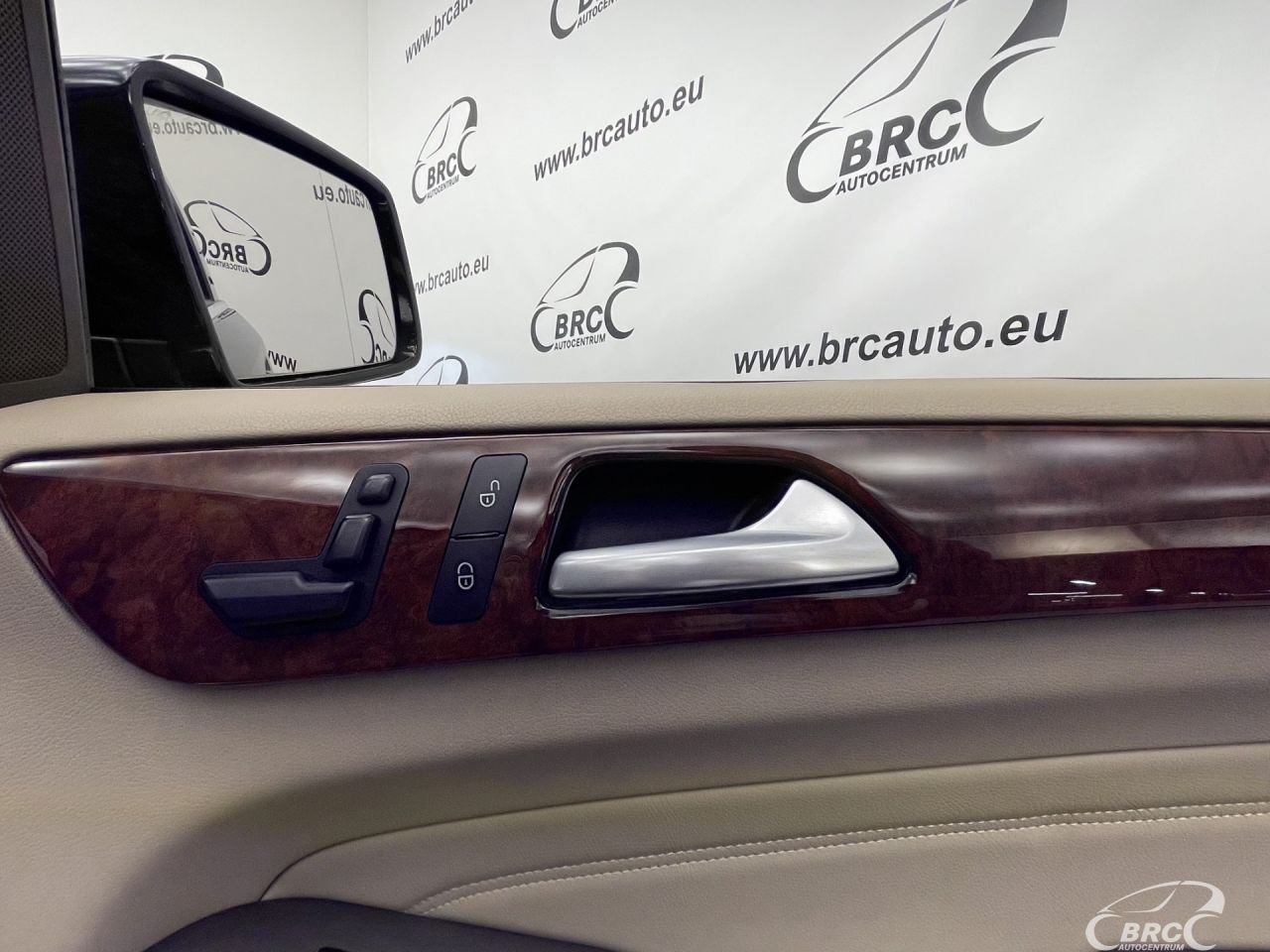 Mercedes-Benz ML250 | 8