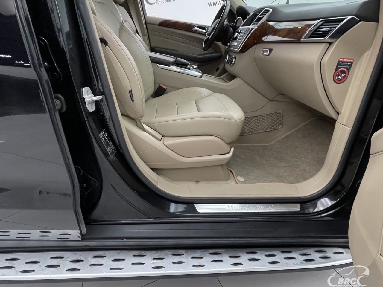 Mercedes-Benz ML250 | 5