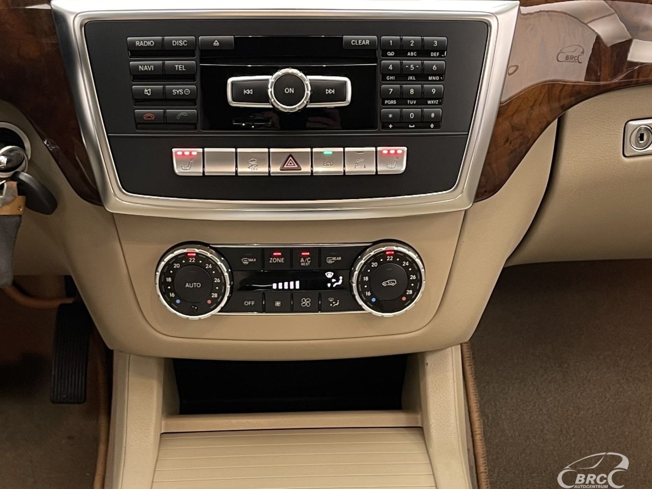 Mercedes-Benz ML250 | 18