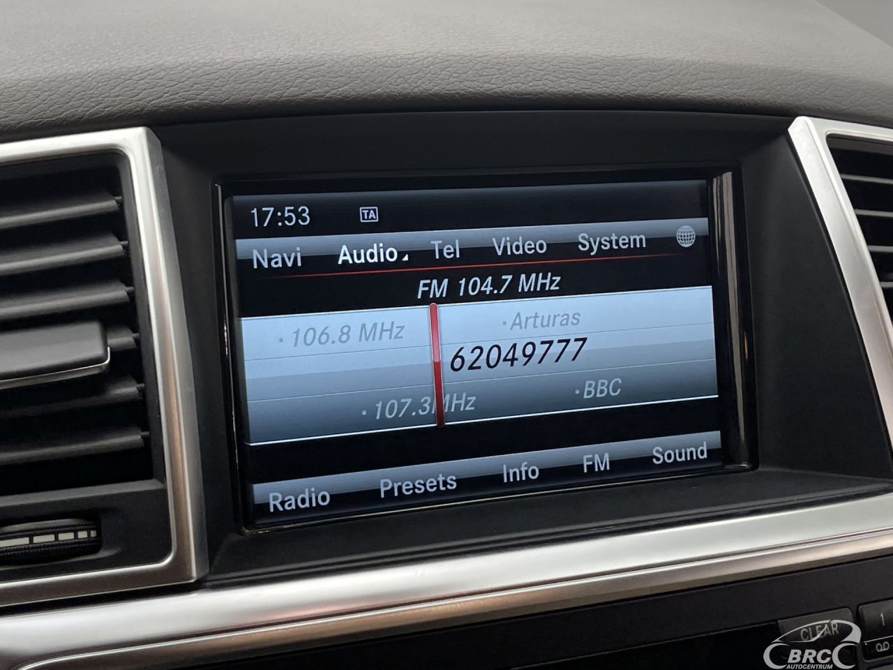 Mercedes-Benz ML250 | 33