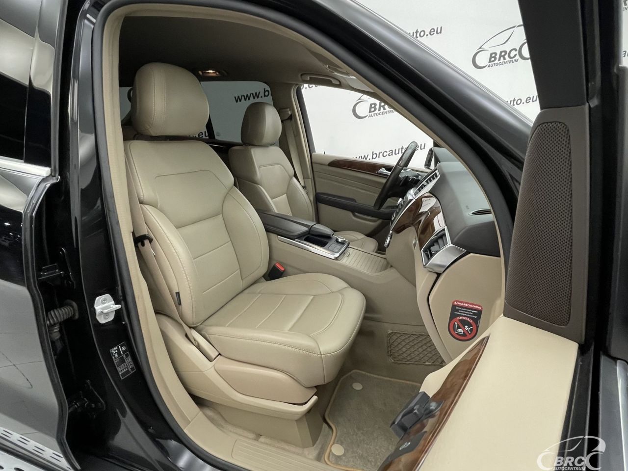 Mercedes-Benz ML250 | 6