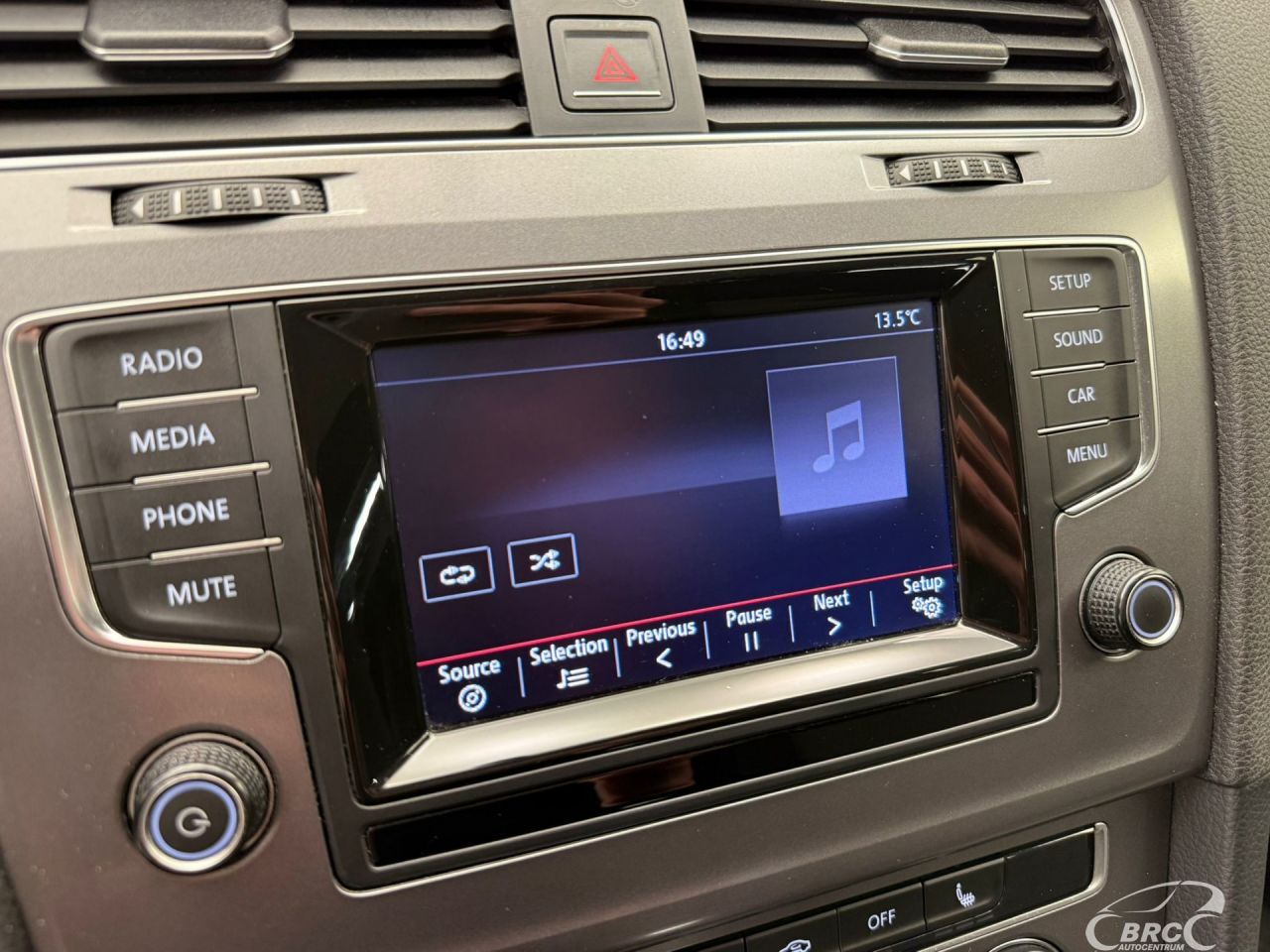 Volkswagen Golf | 11