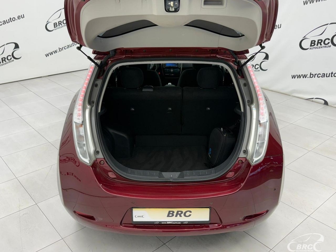 Nissan Leaf | 23