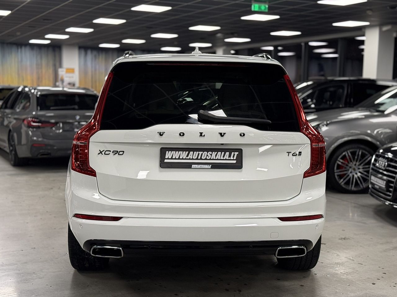 Volvo XC90 | 5
