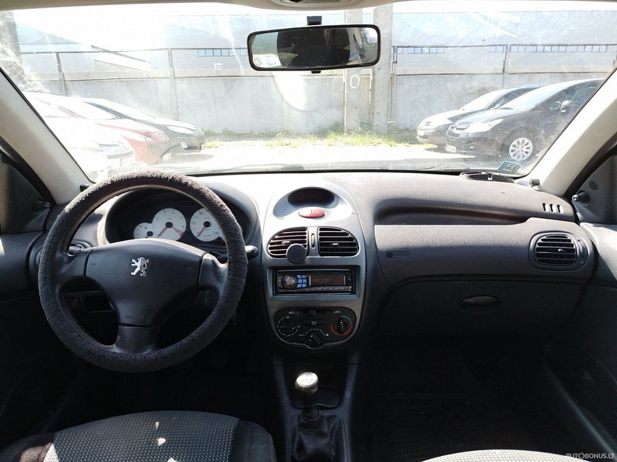Peugeot 206 | 4