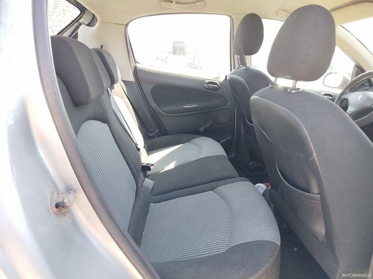 Peugeot 206 | 6