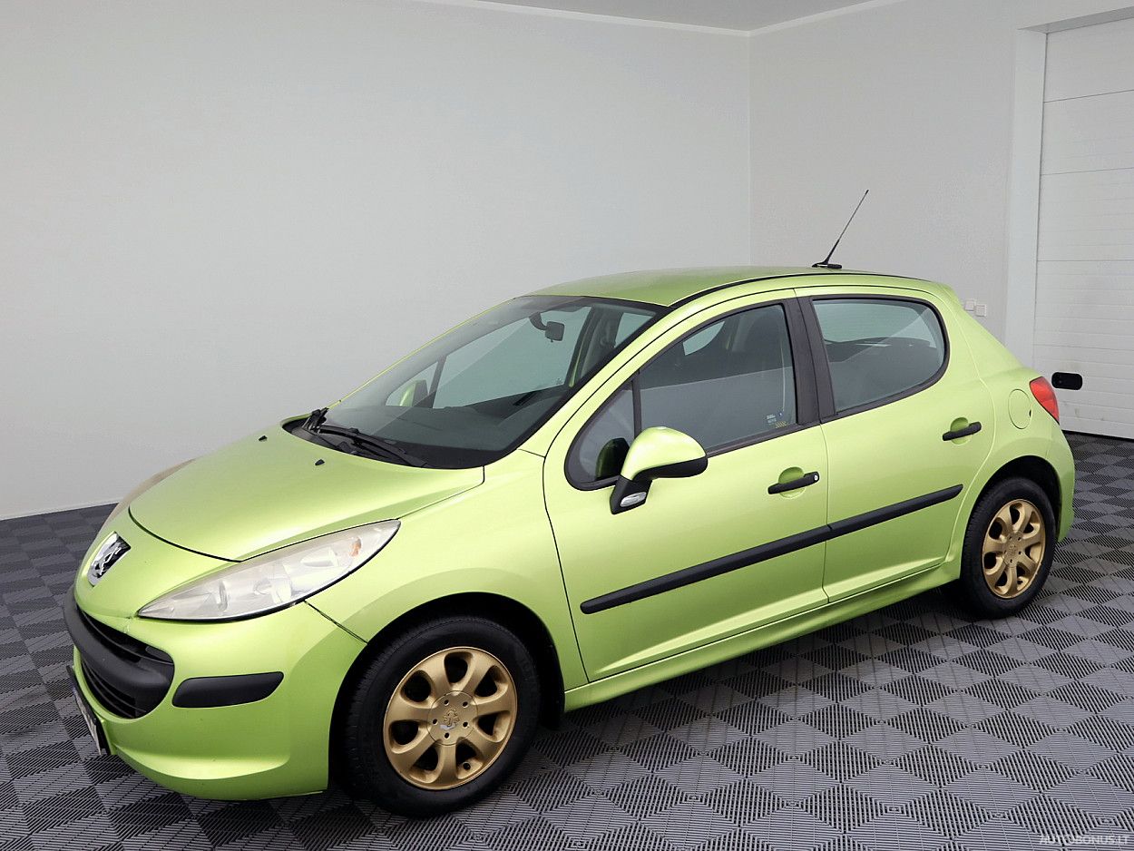 Peugeot 207 | 8