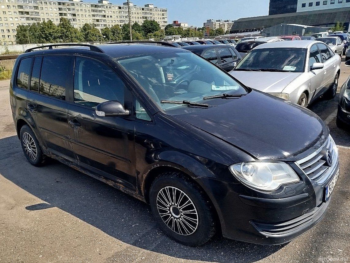 Volkswagen Touran, 1.9 l., Минивэн