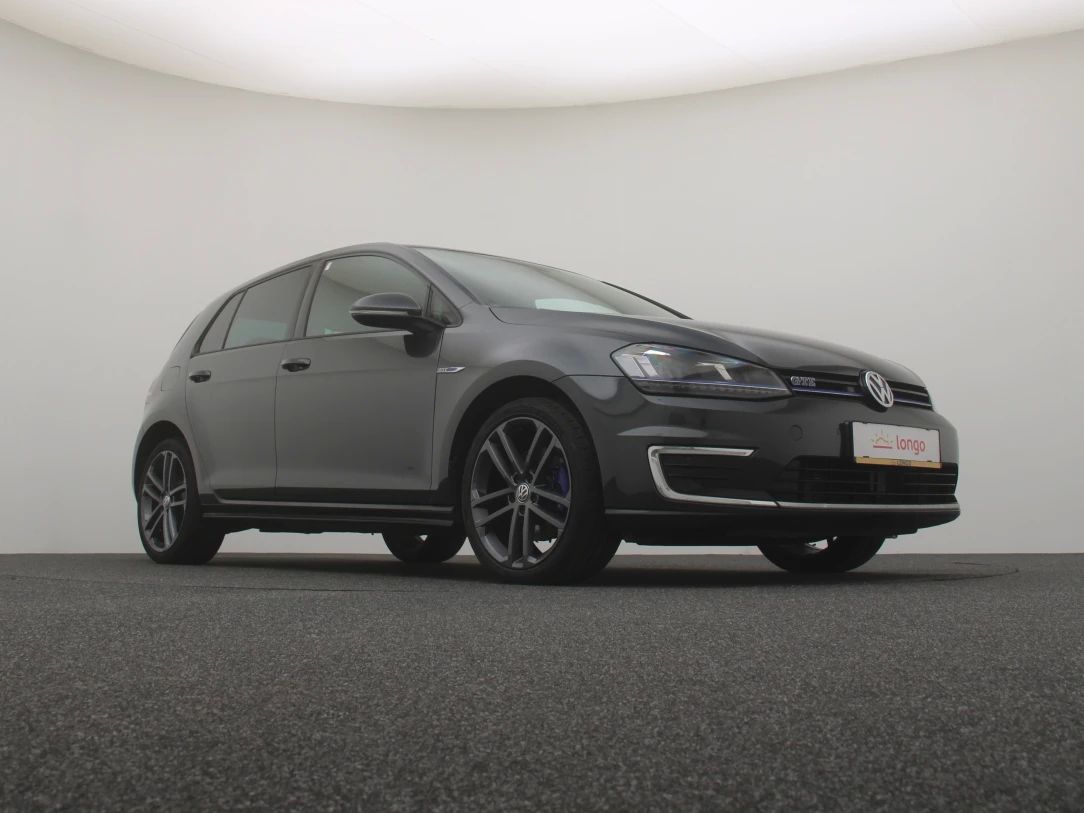 Volkswagen Golf | 10