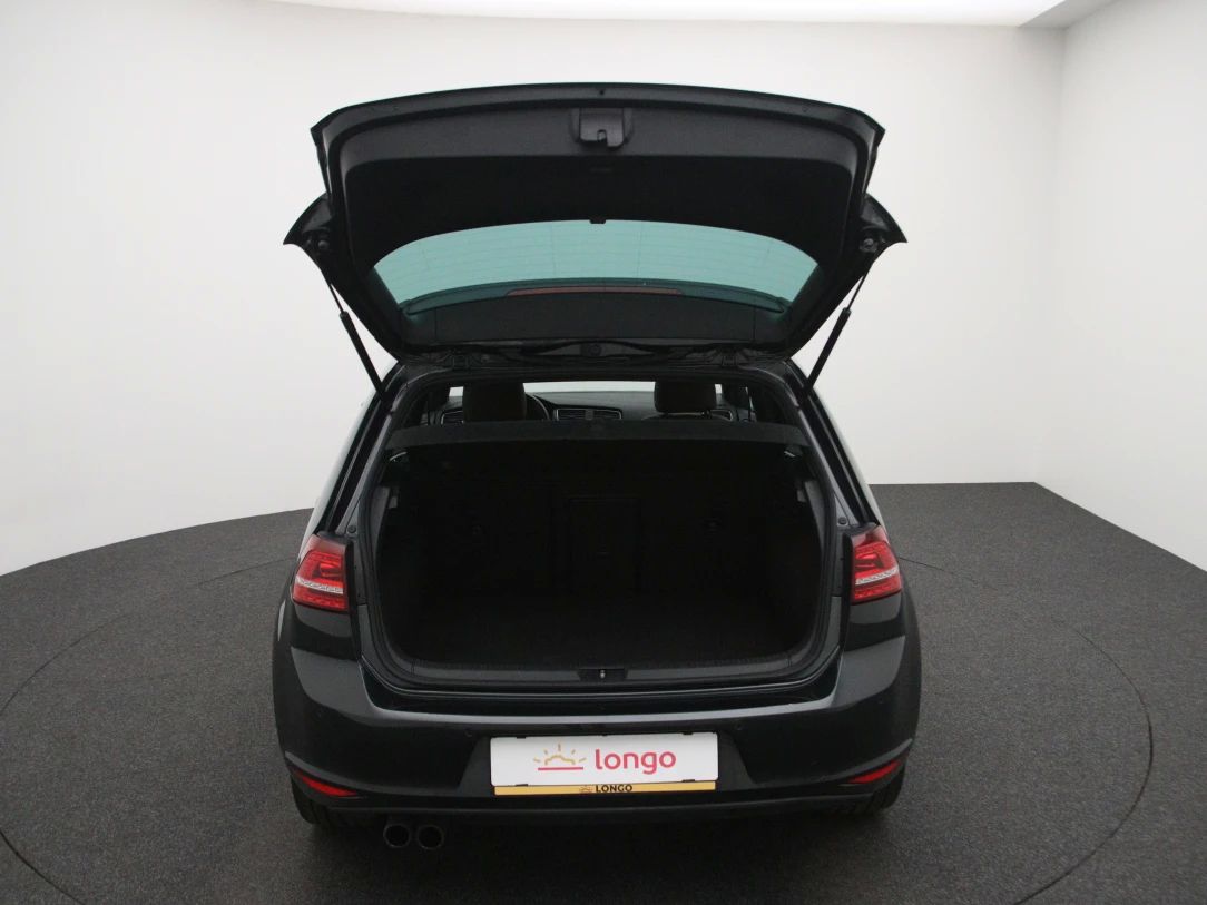 Volkswagen Golf | 40