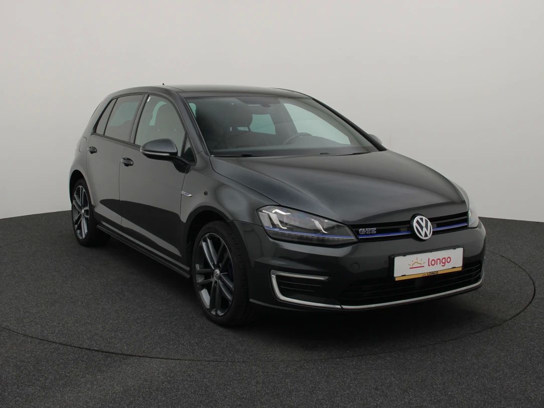 Volkswagen Golf | 9
