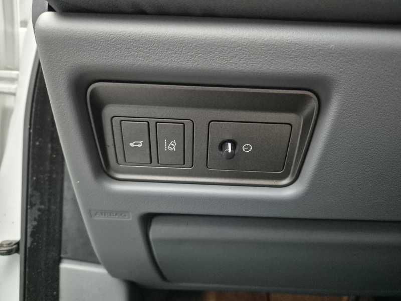 Land Rover Evoque | 18