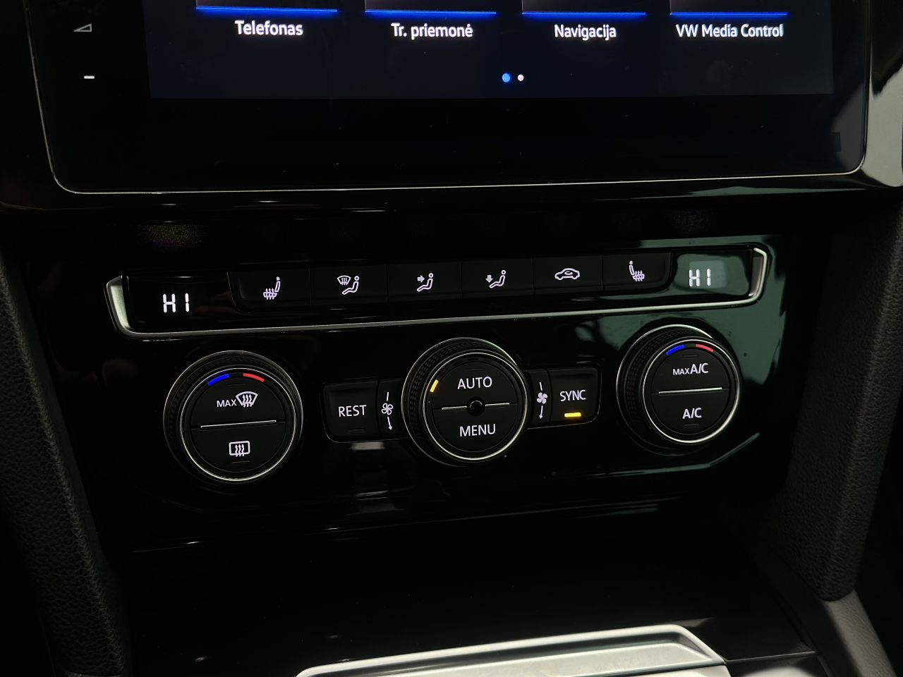 Volkswagen Passat | 19