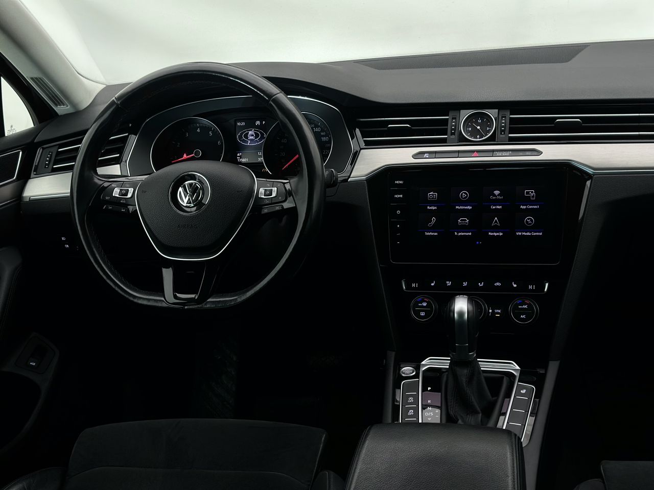 Volkswagen Passat | 15