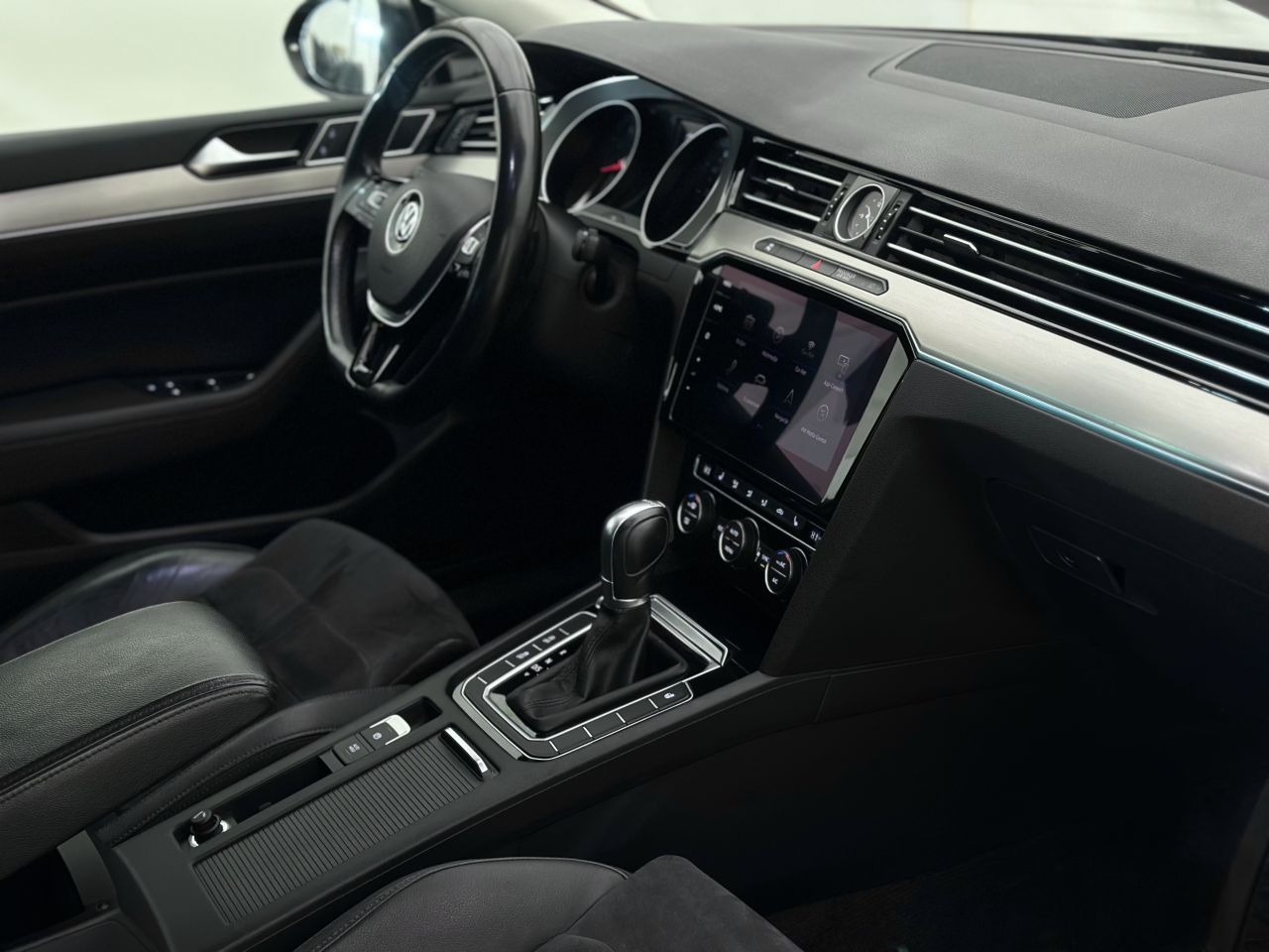 Volkswagen Passat | 14