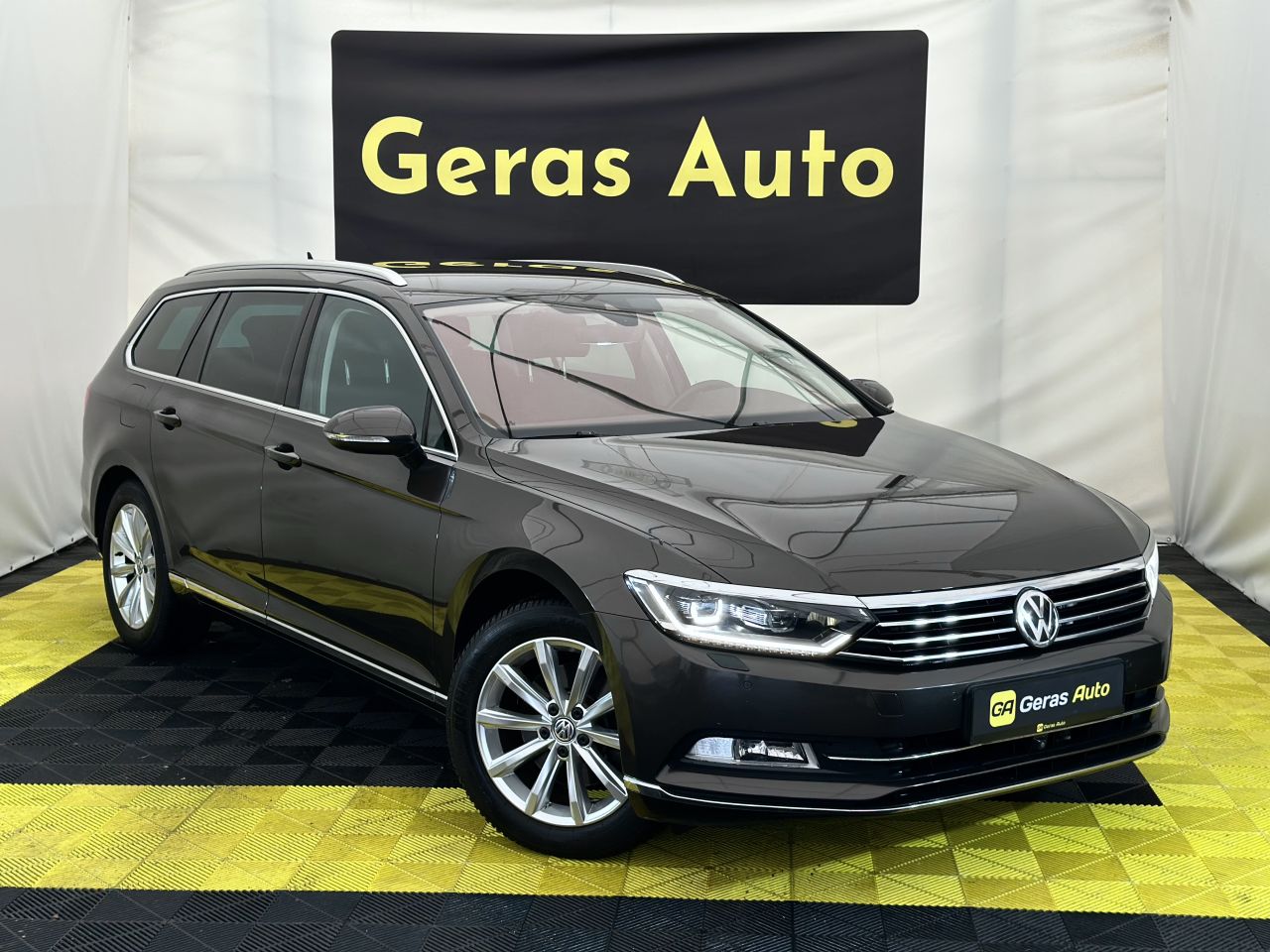 Volkswagen Passat | 2